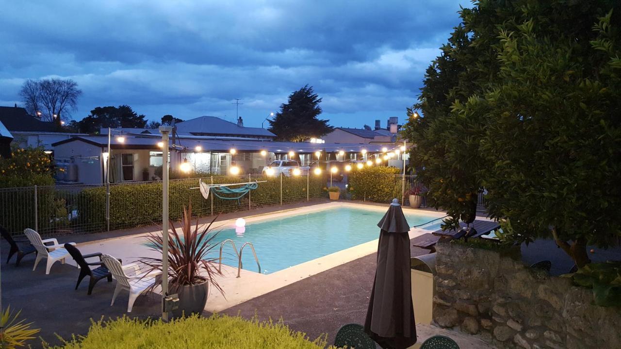 ماسترتون Amble Inn Motel المظهر الخارجي الصورة